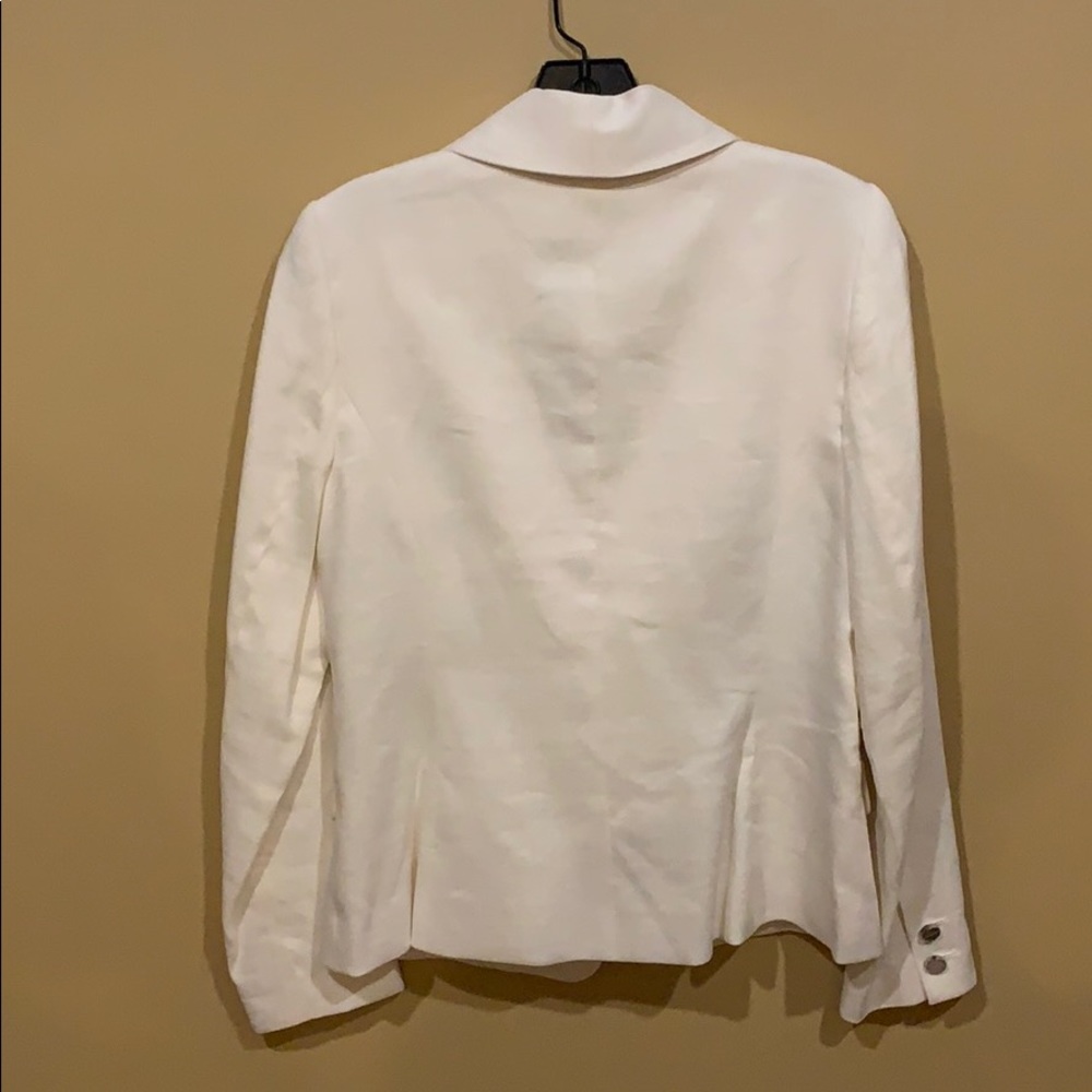 White blazer - Picture 3 of 5